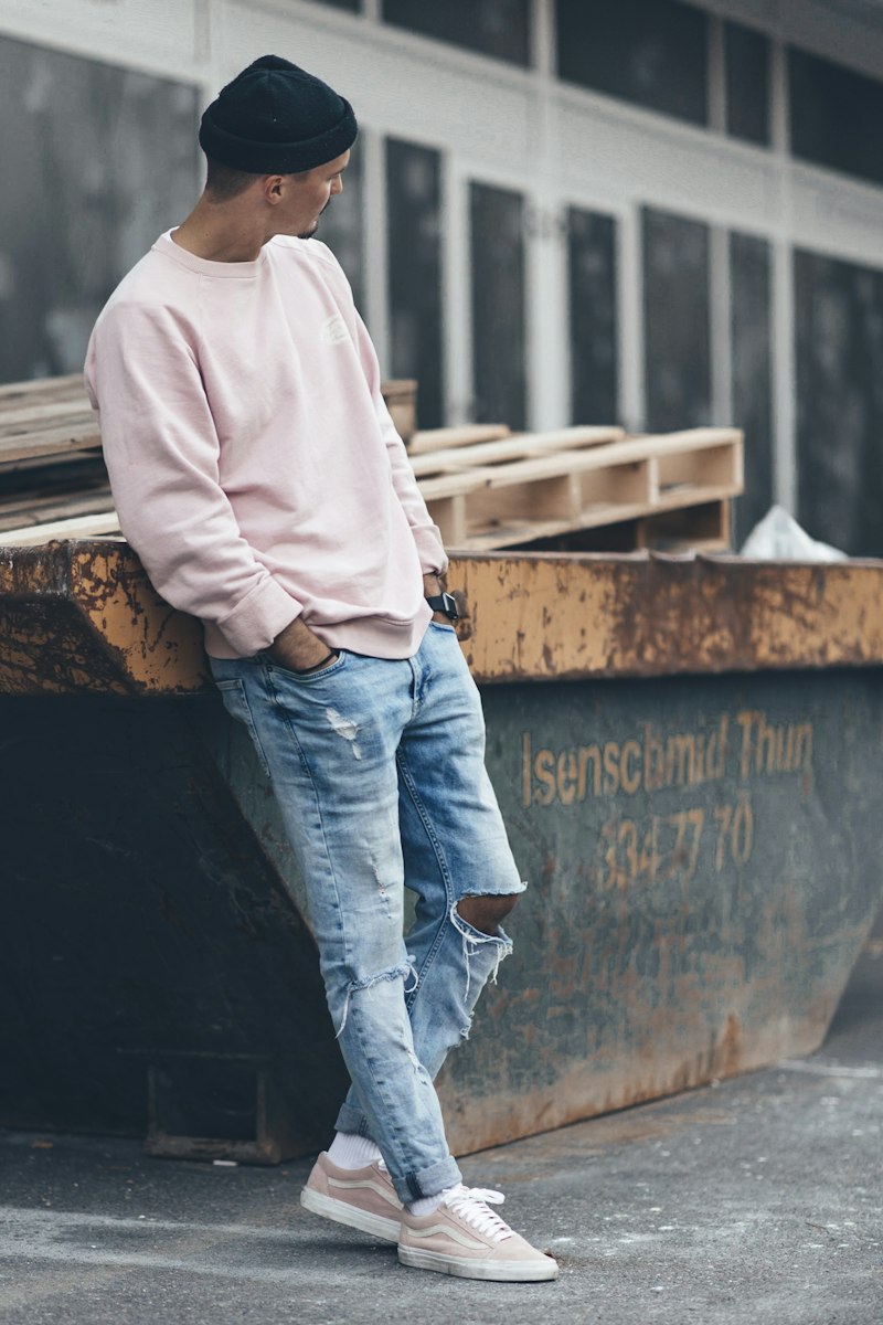 How to Style Cargo Pants: 10 Outfits for Men