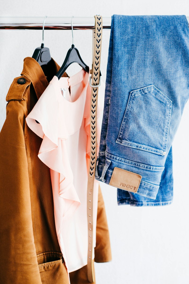 How to Style a Cable Knit Sweater: 8 Cozy Outfits