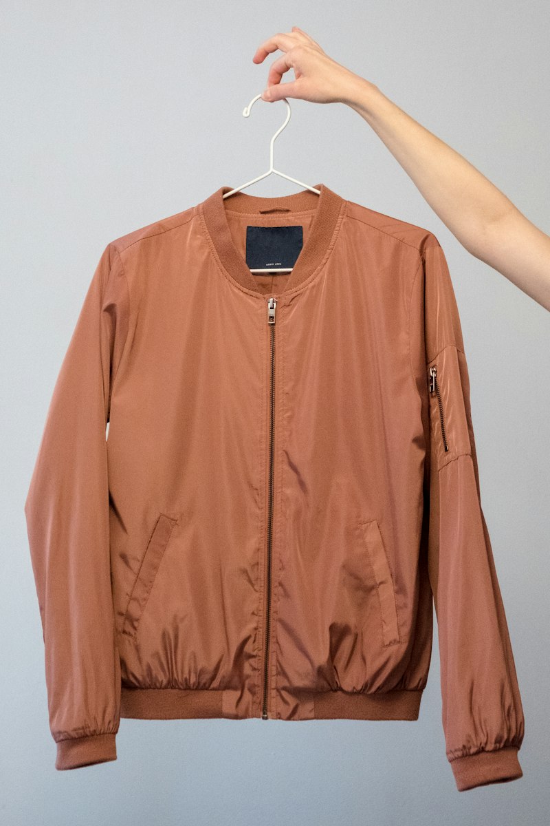 How to Wear the Oversized Trend Without Looking Sloppy